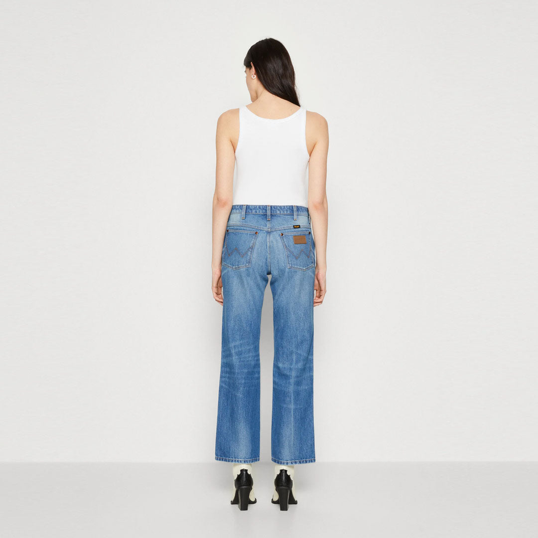 wrnglr bootcut mid blue jeans for women